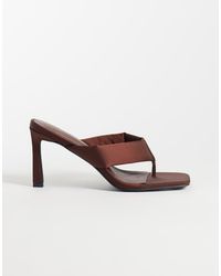 London Rebel - Seren Satin Thong Heeled Sandals - Lyst