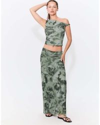 Stradivarius - Midirok Van Tule Met Print - Lyst
