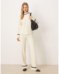 Y.A.S - Pantalones Color Crema Con Ribetes En Contraste De Punto De (Parte De Un Conjunto)-Blanco - Lyst