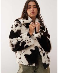 Noisy May - – mantel aus kunstpelz mit kuhfleckenmuster - Lyst