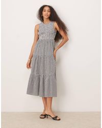 Nobody's Child - Robe mi-longue sans manches à volants - et blanc à carreaux vichy - Lyst