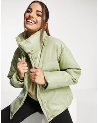 Stradivarius Padded and down jackets for Women - Up to 61% off at Lyst.com
