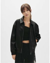 Pull&Bear - – e bomberjacke aus kunstleder - Lyst