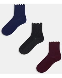 ASOS - Confezione Da 3 Calzini Alla Caviglia Color Blu, Antracite E Bordeaux Con Volant Sui Bordi - Lyst