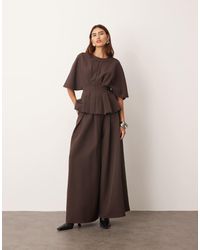 ARRANGE - Pantaloni A Fondo Ampio Sartoriali Cioccolato Intenso Con Pieghe - Lyst