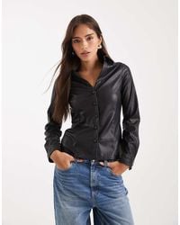 Miss Selfridge - Getailleerd Overhemd Van Imitatieleer - Lyst