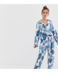 ASOS Ensemble pyjama avec pantalon 100% modal à imprimé palmier - Rose