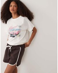 ASOS - Hardloopshort Met Interlocknaden En Contrasterende Biezen - Lyst