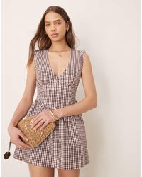 ASOS - Vestido Corto Marrón Chocolate A Cuadros Vichy Con Botones Y Cuello Y Cintura De Pico De - Lyst