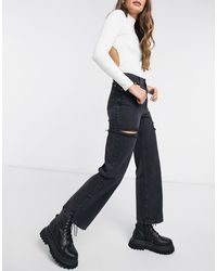 black ragged jeans