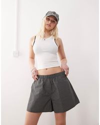 Weekday - Short décontracté - à carreaux - Lyst