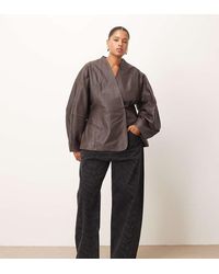 ARRANGE - Curve Franklyn Seam Detail Barrel Jean - Lyst