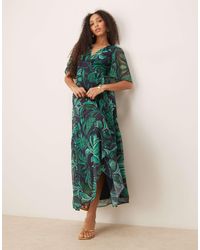 Hope & Ivy - Flutter Sleeve Maxi Wrap Dress - Lyst