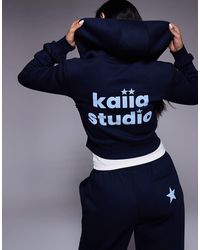 Kaiia - Sudadera Corta Con Capucha, Cremallera Y Gráfico De Logo Con Estrella De Tejido Rico En Algodón De Studio (Parte De Un Conjunto) - Lyst