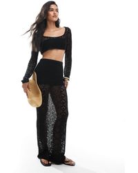 Miss Selfridge - Gonna Lunga Da Spiaggia Nera All'Uncinetto - Lyst