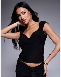 Fashionkilla - Top d'ensemble près du corps en tissu double épaisseur avec mancherons et buste froncé - Lyst