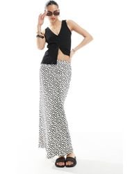 New Look - Satin Bias Spot Midi Skirt - Lyst