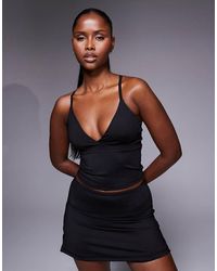 4505 - Top Deportivo De Tirantes Con Escote De Pico Y Espalda Cruzada De Padel - Lyst