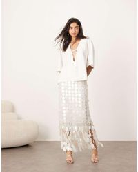 ARRANGE - Futuristische Midi Rok Versierd Met Lovertjes En Franjes Aan De Zoom - Lyst