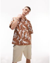 TOPMAN - Camisa marrón abotonada con estampado integral - Lyst