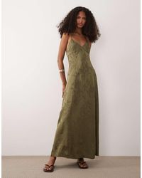 ARMANI EXCHANGE - Vestido Largo Caqui Con Tirantes Cruzados En La Espalda Y Patrón Floral De Jacquard De -Verde - Lyst
