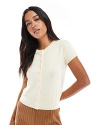 Stradivarius - – kurzärmlige strickjacke - Lyst