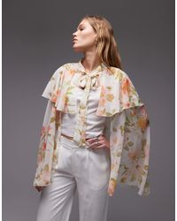 ASOS - – cape-oberteil aus chiffon mit rüschen, gebundener vorderseite und überdimensionalem blumenmuster - Lyst