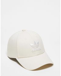 adidas Originals - Cappellino color crema con logo a trifoglio - Lyst