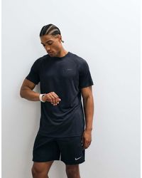 Nike - Stride Dri-Fit Novelty T-Shirt - Lyst