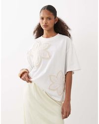 ASOS - Boxy Tee With Embroidered Crochet Flowers - Lyst