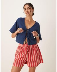 Mango - Cropped Losvallende Blouse Met Gestrikte Voorkant En Korte Mouwen - Lyst