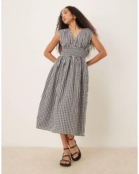 Y.A.S - Vestido Midi Negro Y Blanco A Cuadros Con Cintura Fruncida De - Lyst