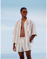 ASOS - Camicia Squadrata Oversize Con Rever A Righe Bianca E Color Pietra Con Ricamo - Lyst