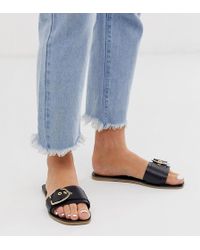 ASOS Factual - Flache Ledersandalen in breiter Passform in Schwarz mit Schnalle