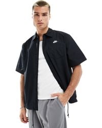 Nike - – club – kurzärmliges hemd aus webstoff - Lyst