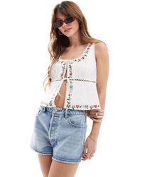 New Look - Embroidered Tie Front Linen Top - Lyst