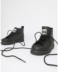 Botas adidas Originals de mujer desde 110 €