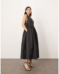 ARRANGE - Robe babydoll longue et texturée avec liens noués sur les côtés - Lyst
