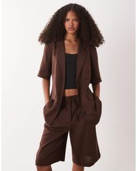 Jdy - Blazer d'ensemble ajusté en lin mélangé à manches courtes - marron - Lyst