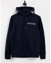 tommy jeans essential chest box logo hoodie in black