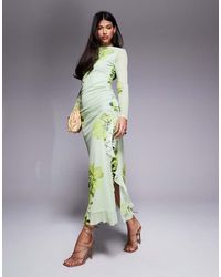 ASOS - Vestido Largo Verde De Manga Larga Y Corte Acampanado Con Estampado Floral Y Detalle De Volante De Malla De - Lyst