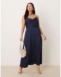 Vila Curve - – maxi-trägerkleid aus satin - Lyst
