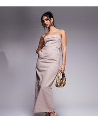 Kaiia - Vestido De Sastre Largo Con Escote Palabra De Honor Plegado Y Abertura En La Parte Trasera De Lino Exclusivo De -Neutro - Lyst