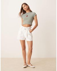 ASOS - Pantaloncini Di Jeans A Pieghe A Vita Alta Con Vita Arricciata - Lyst