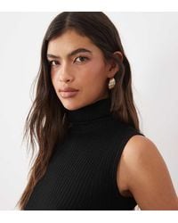 Kaiia - Exclusive Ribbed Knit High Neck Sleeveless Top - Lyst