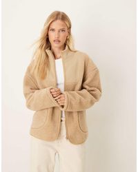 ASOS - Chaqueta En Tonos Con Cremallera De Mezcla De Punto Y Borreguito De -Neutro - Lyst