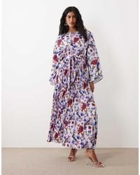 Iyal - Long Sleeve Pleated Detail Kaftan Dress - Lyst