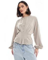 ASOS - Blusa Con Cintura Entallada Y Detalle De Lazada En La Espalda De -Neutro - Lyst