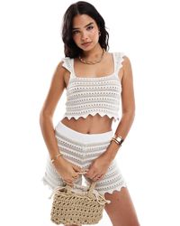 ASOS - Crop top d'ensemble crocheté à encolure carrée et rayures - tons neutres - Lyst