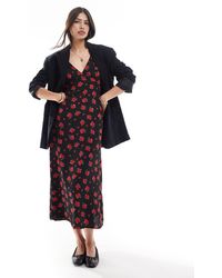 Brave Soul - Midi Jurk Met V-Hals, Ruches Aan De Mouwen En Bloemenprint - Lyst